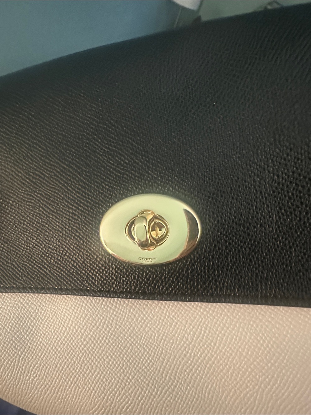 Coach Three-Tone Black, White and Cream Shoulder Bag with Gold Chain Strap - Picture 2 of 11